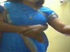 Tamil aunts in sarees and blouses indulge in sexual activities