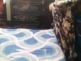 Indian wife gets pounded in hard sex video