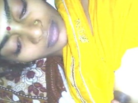 Desi girl with hairy puss gets fucked and her pussy gets fondled