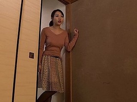 Japanese babe gives a blowjob to her friends while standing in a column