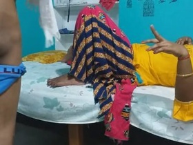 Bhabi from village gets fucked by yellow in Pampaboudibaba video