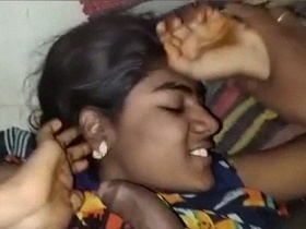 Tamil aunny enjoys cock sucking in the dark