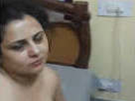 Hot Pakistani bhabhi gets fucked hard