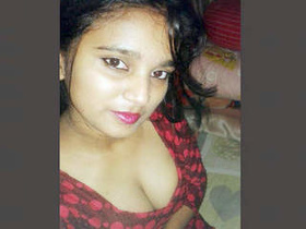 Desi girl flaunts her big boobs in part two of the video