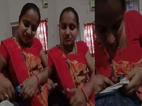 Desi bhabhi cheats on her husband with neighbor