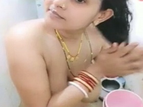 Indian bhabhi Khushbu gets naked and masturbates on camera