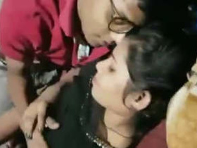 Desi college girl and friend share steamy MMS in group
