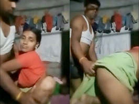 Desi couple enjoys sex in village