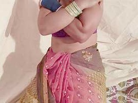Rekha, the village bhabhi, gets fucked by her boyfriend