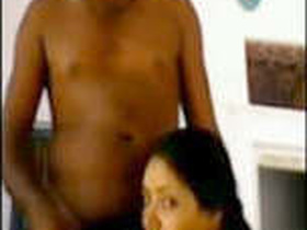 A Tamil guy's flaccid penis despite a gorgeous girl's oral skills