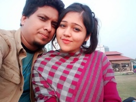 Desi wife Kiran enjoys sex with her husband's friend in a hot video