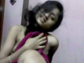 Sensual Indian girl gets naughty and wet