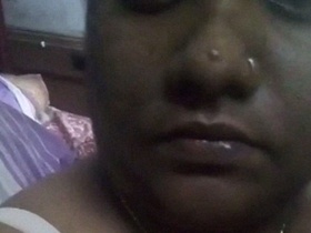Tamil Aunty's hot solo video in nude selfie mode