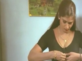 Tamil actress Kala Valantan in a scandalous blue film