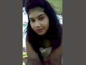 Horny Sri Lankan girl fingers herself while driving a milk tanker