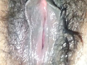 Get up close and personal with a super hairy peluda in this intense video