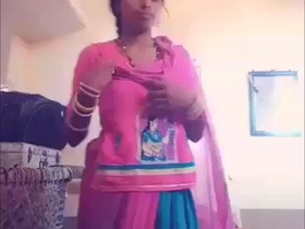 Rajasthani barmaid's village wife gets naughty
