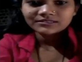 Busty Indian babe flaunts her assets on VK