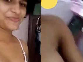 Indian college girl flaunts her body and masturbates in a video call