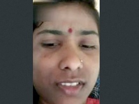 Adorable Indian girl flaunts her assets in Marge video