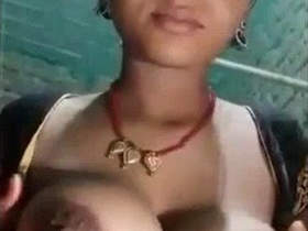 Bhabhi delivers on her promise to please in this steamy video