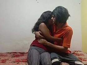 College girl's seductive skills on display