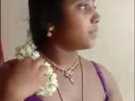 Mallu bhabhi gives a titjob and fucks a lucky guy