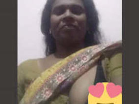 Desi mature bhabhi's part 1 video in Hindi