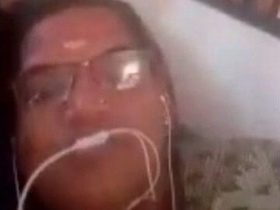 A mature bhabhi's audio is crystal clear, showcasing her sexual desires