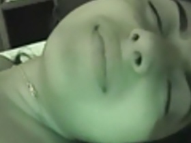 Real amateur couple enjoys home-made pussy fingering