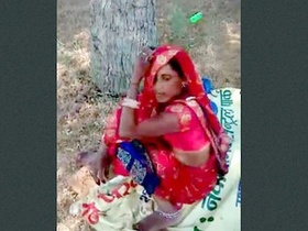 Randi gets paid for outdoor sex