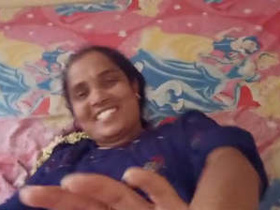Married desi wife gets fucked by her husband