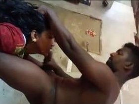 Indian Malayali woman goes wild in real sex video