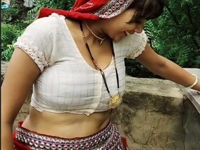 Desi Bhabi TikTok's Hottest Collection in One Place