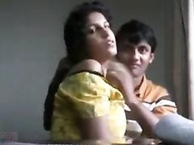 Big boobs college girl seduces her professor in Jaipur