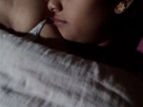 Cute Desi babe Sheetal in hot MMS video