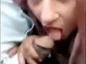 Muslim aunty gives a blowjob to her ex-lover