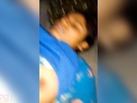 Tam's nude mms with her boyfriend show off her shaved puss