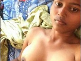 Tamil babe gets pounded hard in steamy porn video