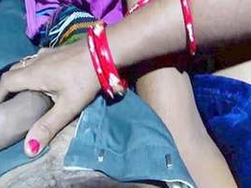 Desi auntuya's excellent sex video