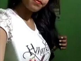 New selfies of a cute Indian girl with big tits and a pretty pussy