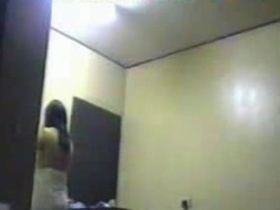 Experience the ultimate pleasure with this Indian Bhabhi's Xnxx video