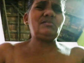 Mature Aunty's horny expressions