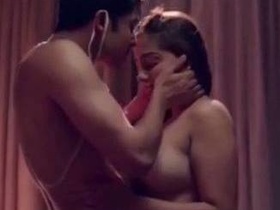 Kamwali's steamy sex tape in Hindi