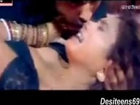 Indian cute girl attempts to have sex with her boyfriend