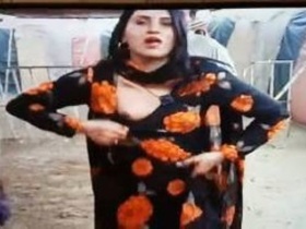 Pakistani Shemale flaunts her hot tits during outdoor Mujra